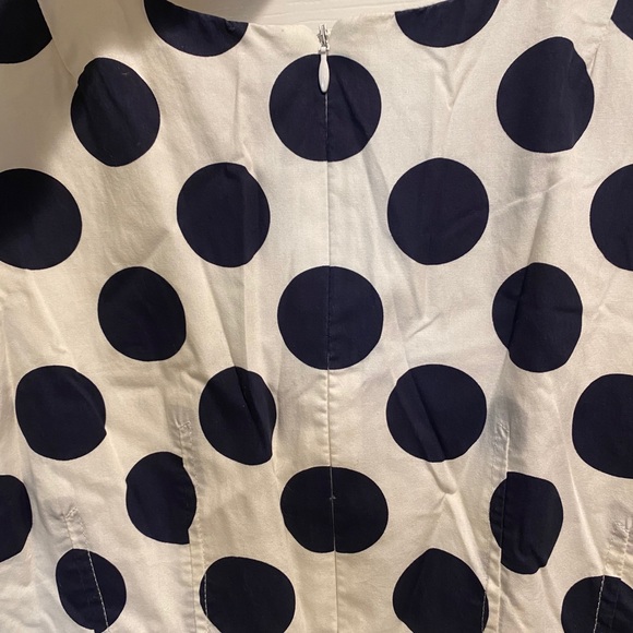 EUC JCREW white and navy polk a dot dress - Picture 4 of 8